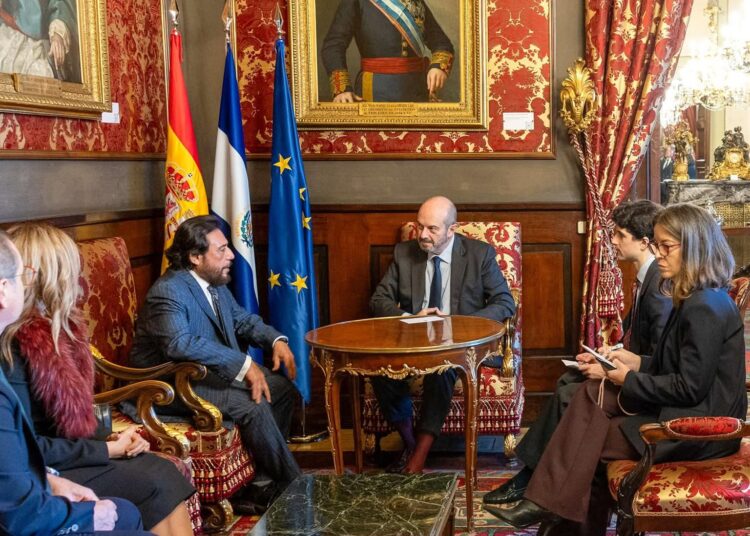 El Salvador y España fortalecen diálogo parlamentario y cooperación bilateral