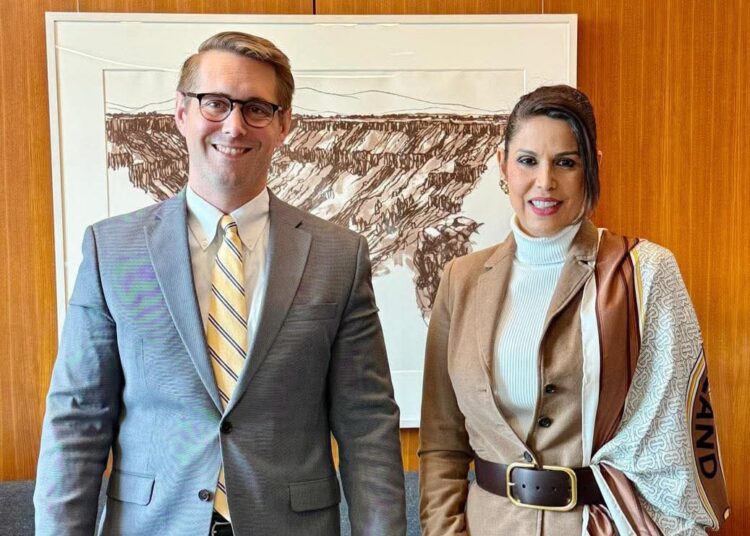 El Salvador afirma su postura sobre seguridad y derechos humanos en Washington