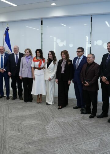 EE.UU. destaca a El Salvador como ejemplo clave en la lucha contra el narcotráfico