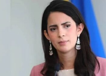 Claudia Ortiz vuelve a votar en contra de la prórroga del régimen de excepción