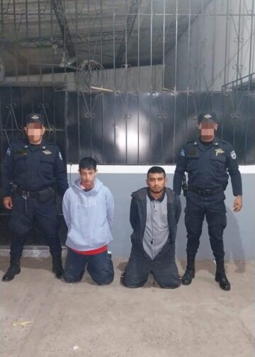 Capturan a dos hombres por robo en La Libertad