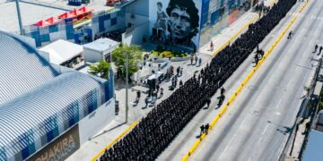 Despliegan amplio operativo policial tras concierto de Shakira