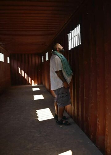 Gobierno de Guatemala utiliza contenedores como celdas temporales