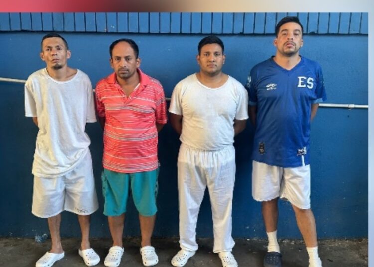 Operativo contra venta ilegal de electrónicos deja cuatro detenidos