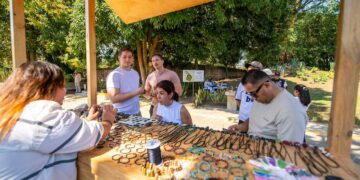 Cruceristas recorren sitios arqueológicos y culturales del país