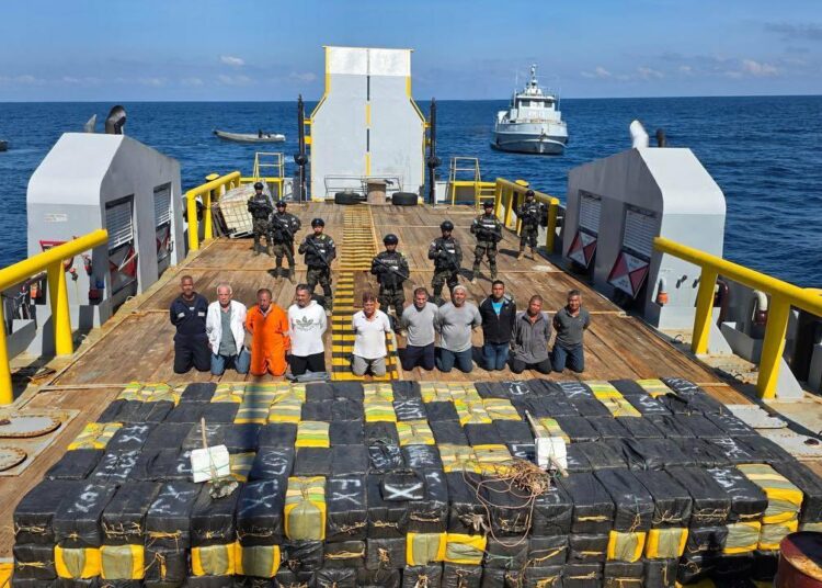 Departamento de Estado de EEUU elogia contribución de El Salvador a la seguridad