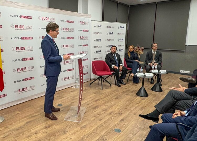 ESIAP y EUDE fortalecen cooperación académica con nueva maestría