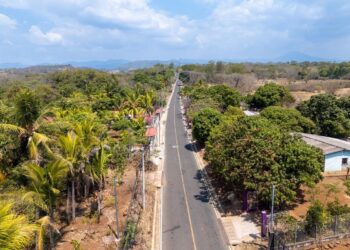 Más de 28 mil personas se benefician con nueva obra vial en Ahuachapán