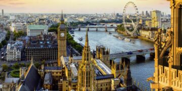 TSE llama a salvadoreños en el extranjero a actualizar su información antes de la fecha límite