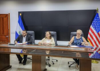 EE. UU. y El Salvador suscriben acuerdo en materia de salud publica