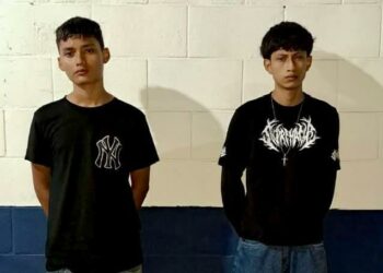 Capturan a dos jóvenes señalados de presunta vinculación con estructura criminal