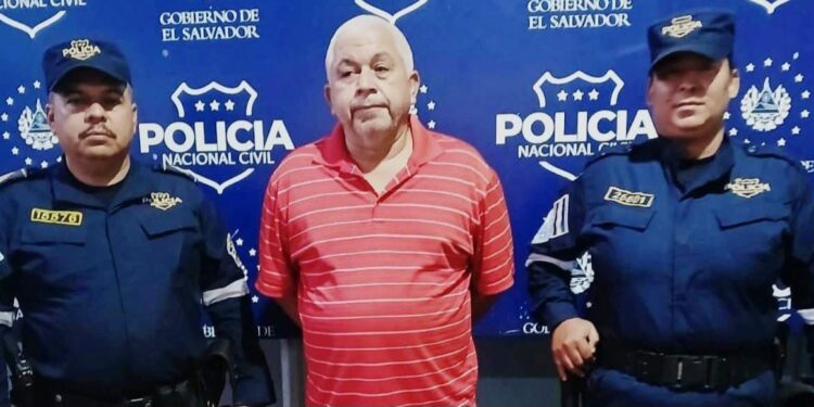 Capturan a conductor sin licencia vigente que atropelló y mató a dos peatones en Santa Ana