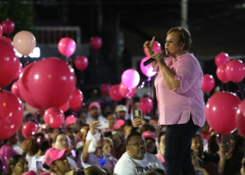 ARENA pone freno a Milagro Navas tras autoproclamarse candidata: «No tiene validez y atentan contra la unidad del partido»,