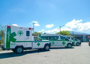 Donación japonesa beneficia a la Cruz Verde salvadoreña