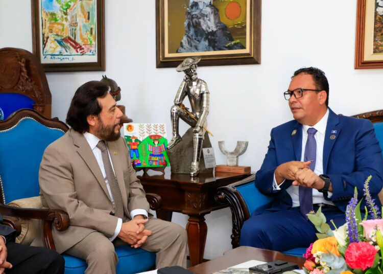 El Salvador y Belice estrechan lazos para impulsar el desarrollo agrícola, la integración regional y el financiamiento climático