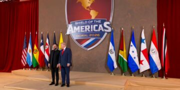 Nayib Bukele destaca en la cumbre Escudo de las Américas como figura clave en la agenda de seguridad regional