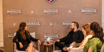 Nayib Bukele se reúne con Kristi Noem para discutir cooperación en seguridad y estabilidad regional