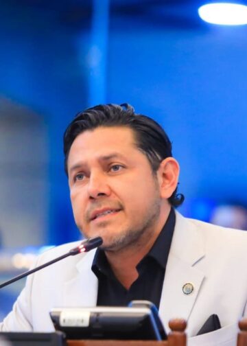 Diputado Edgardo Mulato cuestiona defensa de derechos humanos para criminales tras casos de violencia