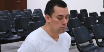 Condenan a hombre por apropiarse de vehículo alquilado en San Salvador