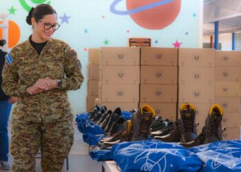 Jóvenes se preparan en bachillerato opción agroindustria con insumos especializados