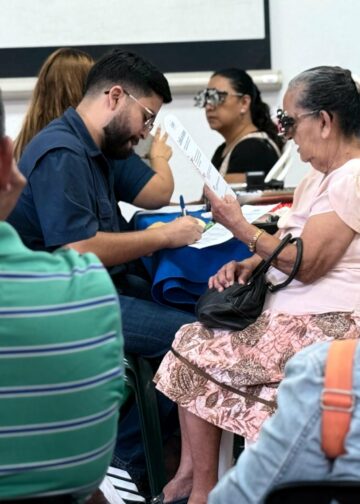 Jornada gratuita de salud visual en Santa Tecla