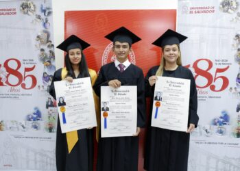 El Salvador ya cuenta con sus primeros Ingenieros Geólogos graduados en la UES