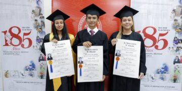 El Salvador ya cuenta con sus primeros Ingenieros Geólogos graduados en la UES