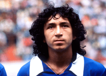 El «Mágico» González cumple 68 años y su talento sigue vivo en la memoria del fútbol salvadoreño