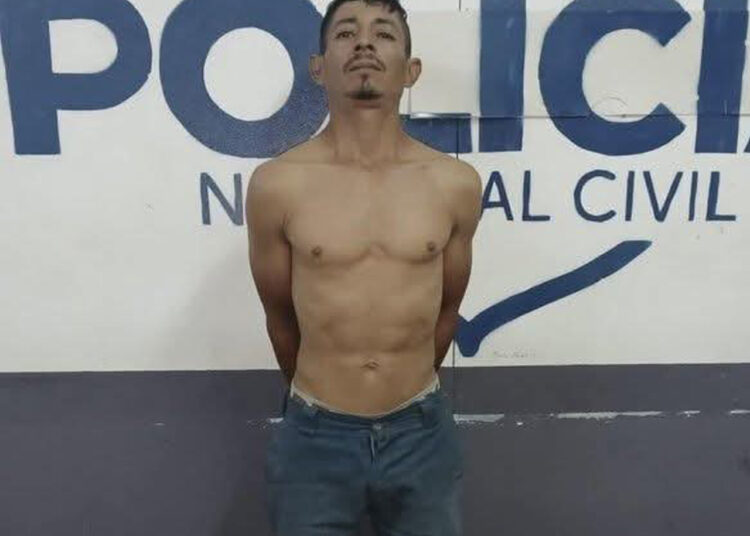 Sujeto capturado tras atacar con corvo a compañero de tragos