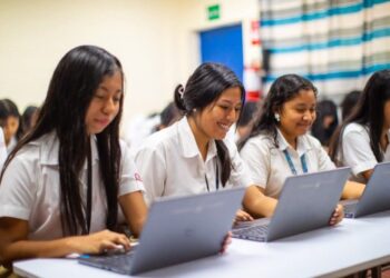 Impulsan educación: $200,000 serán destinados a becas para jóvenes de La Libertad