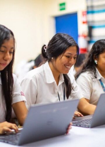 Impulsan educación: $200,000 serán destinados a becas para jóvenes de La Libertad