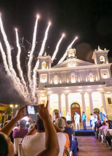 Inauguran revitalización del centro histórico de Suchitoto