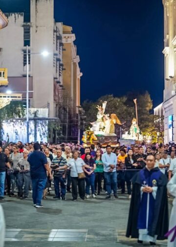 Procesión del quinto Viernes de Cuaresma recorre el Centro Histórico de San Salvador