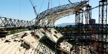 ¡El Estadio Nacional ya toma forma! China State Construction culmina graderíos metálicos e inicia el techo