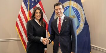 El Salvador y EE.UU. impulsan cooperación agrícola