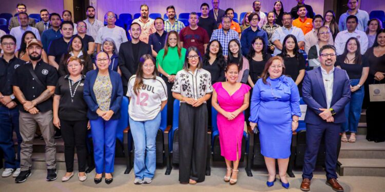 Gobierno lanza nueva línea de crédito para MIPYMES del Centro Histórico de San Salvador