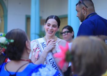 Miss Universo 2025 Fátima Bosch visita El Salvador
