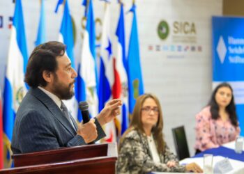 Félix Ulloa resalta el respaldo de la comunidad internacional a El Salvador en la integración centroamericana