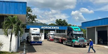 Gobierno lanza AGROCENTA para fortalecer la producción agrícola con insumos accesibles