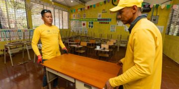 Reos en fase de confianza reconstruyen escuela en Sonsonate y transforman su infraestructura