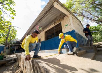Programa “Dos Escuelas x Día” llega al Centro Escolar Cantón Rodeo de Pedrón