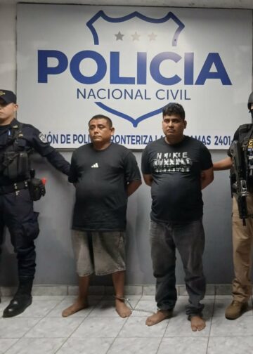 Dos pandilleros de la 18 Revolucionarios son recibidos en frontera Las Chinamas