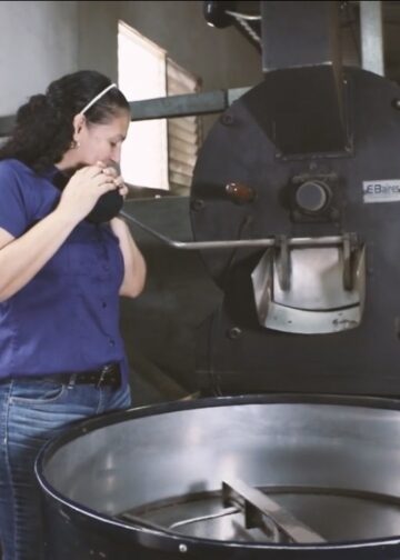 CONAMYPE apoya al empoderamiento económico de las mujeres en el país