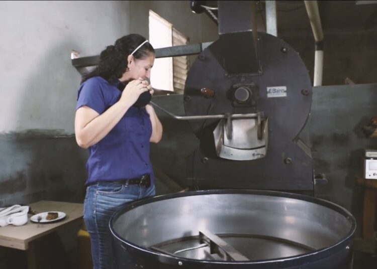 CONAMYPE apoya al empoderamiento económico de las mujeres en el país