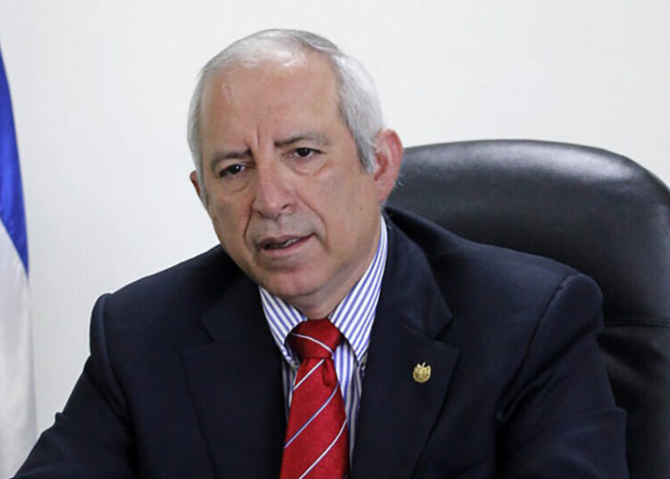 Fiscalía pide a Sigfrido Reyes y otros acusados pagar más de $24 millones al Estado