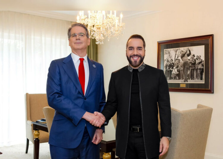 Presidente Bukele se reúne con el secretario del Tesoro de EE. UU. tras la cumbre Escudo de las Américas