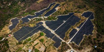 Proyecto solar en Olocuilta impulsa inversión y fortalece la matriz energética nacional