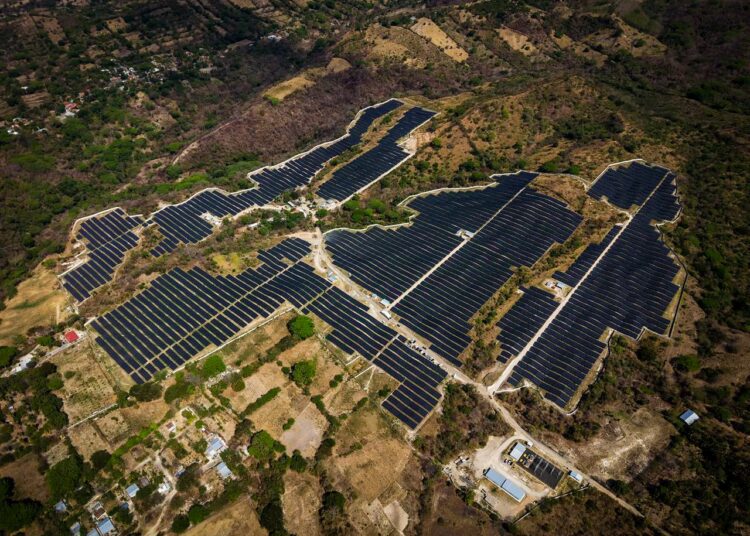Proyecto solar en Olocuilta impulsa inversión y fortalece la matriz energética nacional