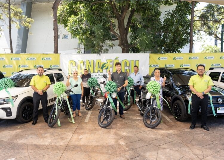 EL SISTEMA FEDECRÉDITO REALIZÓ LA ENTREGA DE PREMIOS DEL 3. ° SORTEO DE LA PROMOCIÓN GANA FÁCIL