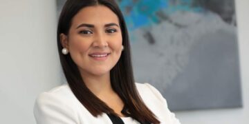 “Vengan a El Salvador y escuchen a las víctimas”, pide diputada Alexia Rivas